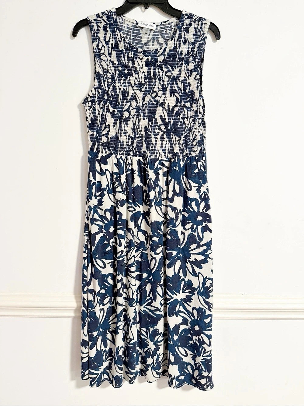 Calvin Klein Size 12 Navy White Floral Smocked Bodice Midi Maxi Dress